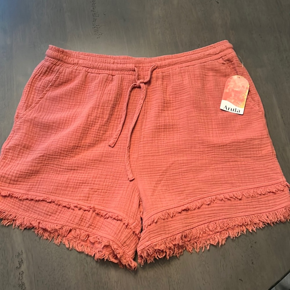 Arula Shorts